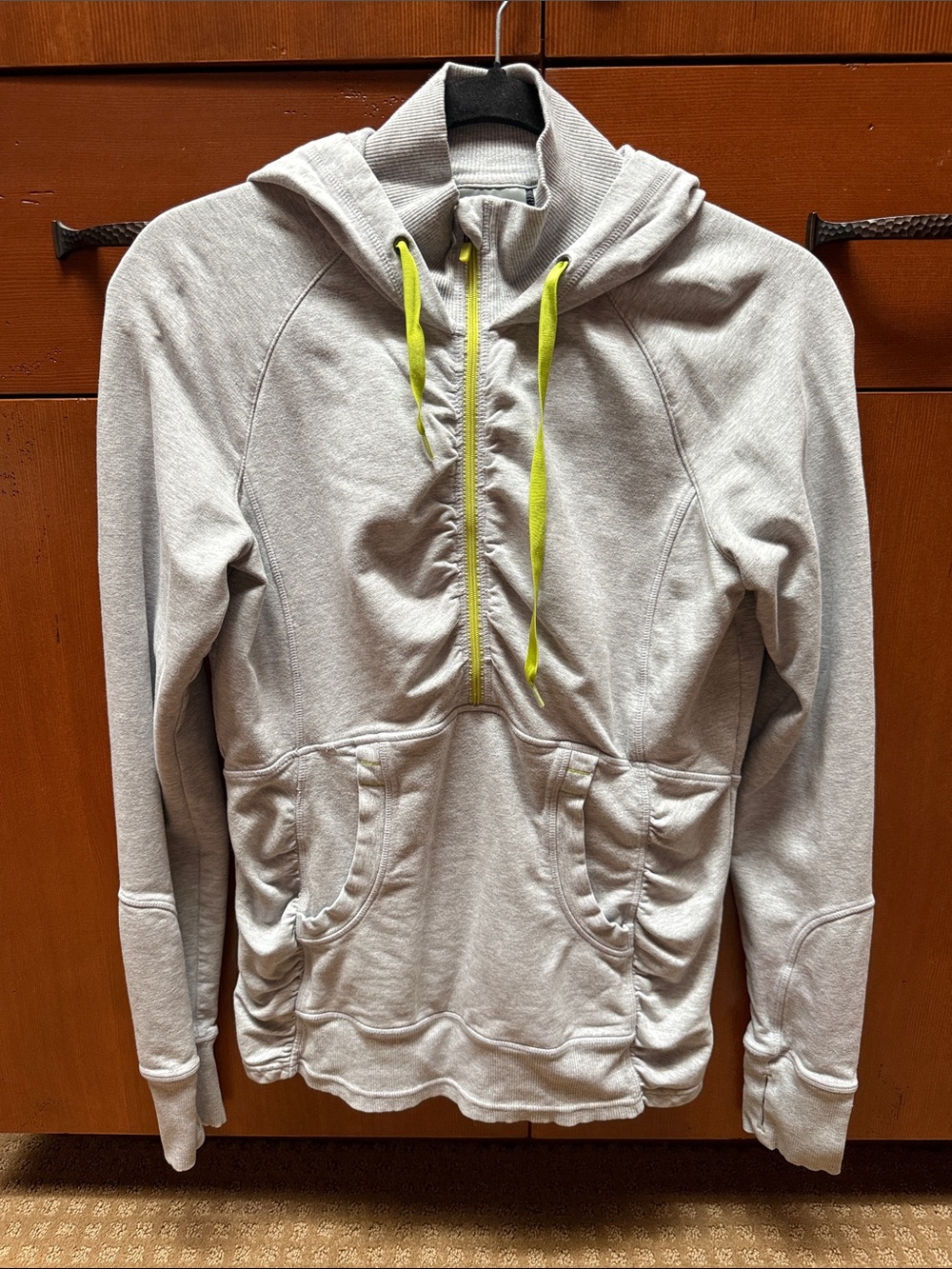 Athleta light gray pullover with subtle heather